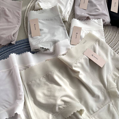 小兰裙新款z023新款无痕莫代尔100S奥地利兰精纤维petite内裤女