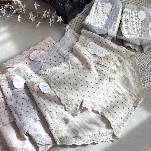 5842波点港风蚕丝纯棉女内裤