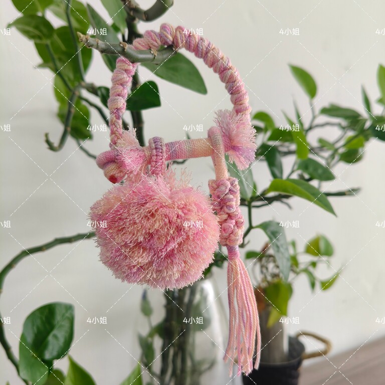 手工创意设计编织车挂件挂饰毛毛球挂饰流苏手机挂链包包挂件装饰