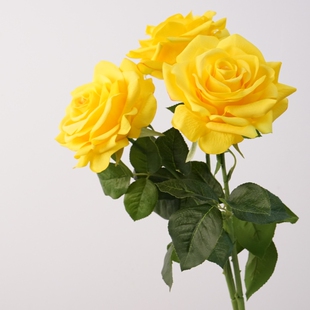 玫瑰花束仿真花小清新黄色单头大玫瑰装饰花材情人节礼物拍摄道具