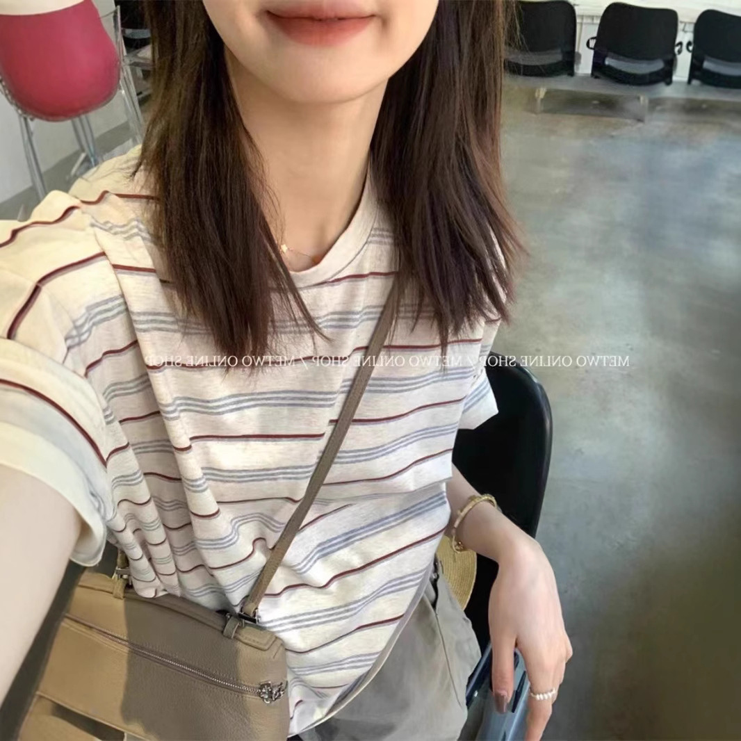 慵懒撞色条纹短袖T恤女夏季2025新款宽松设计感小众半袖上衣女式