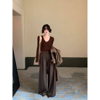 酒午港风覆古秋季新款修身V领长袖针织衫短款内搭显瘦打底上衣女