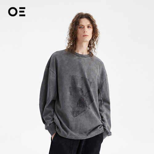 原创数码直喷印花廓形卫衣