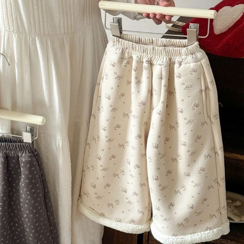 女童加绒加厚碎花短裤2025新款儿童冬季一体绒阔腿裤宝宝冬装裤子