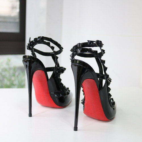 夜店凉鞋尖头大小码高跟罗马凉鞋