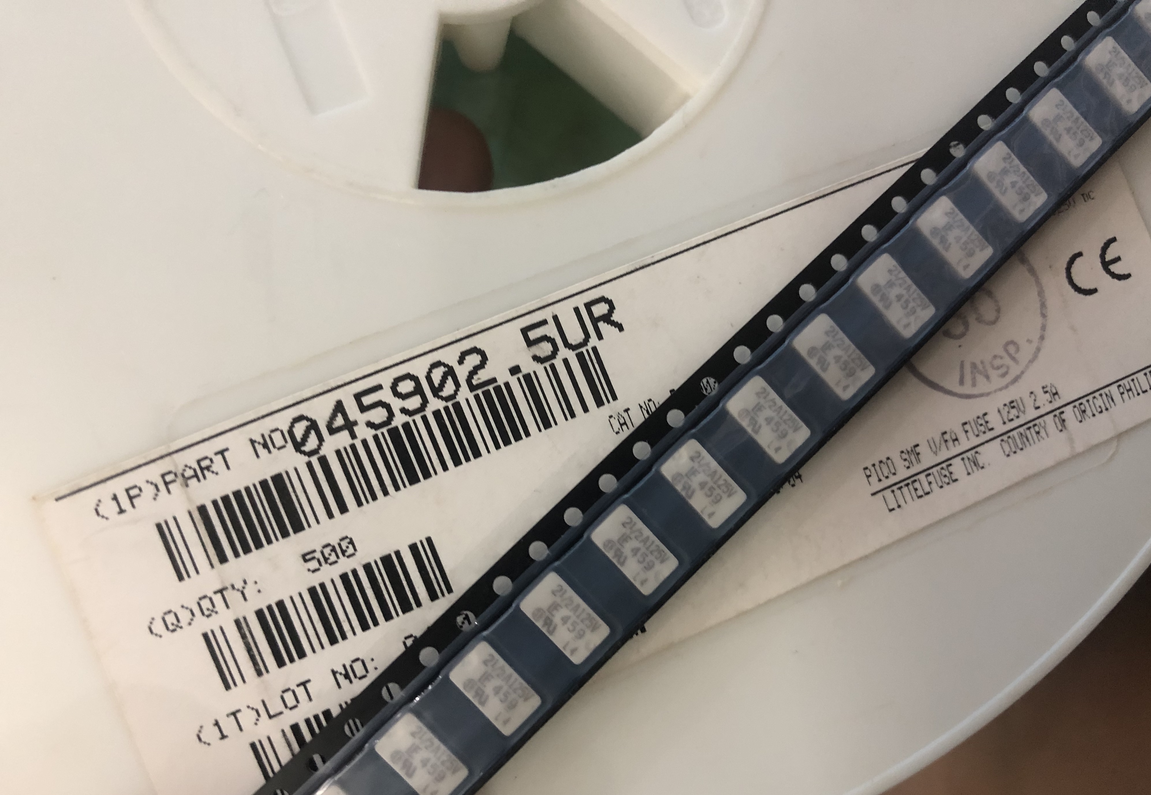 045902.5UR LF 459 2.5A 125V 21/2A 力特 贴片速溶一次性保险丝