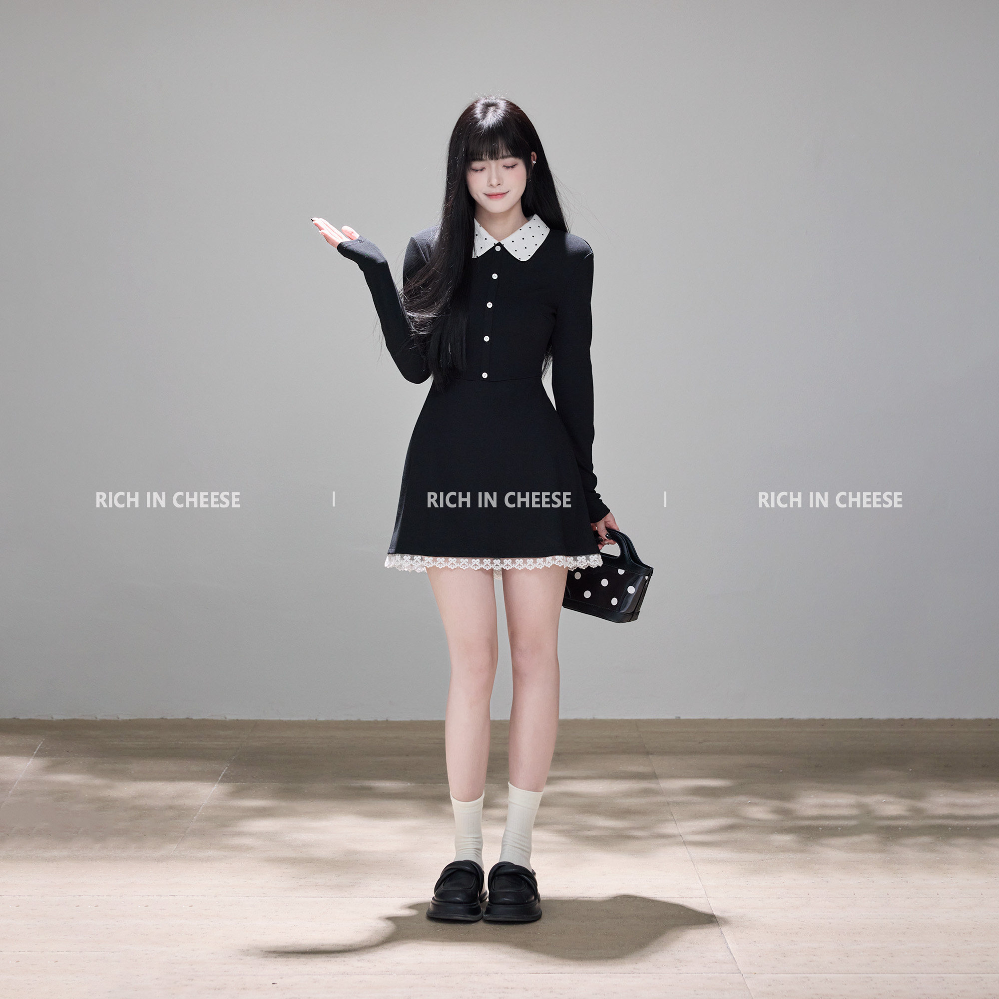 RICHINCHEESE 巴黎即兴 法式假两件千金感设计针织弹力收腰连衣裙