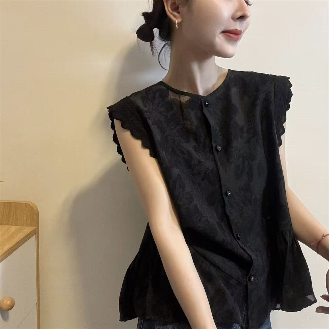 韩范显瘦荷叶边无袖马甲女2026夏季新款圆领洋气背心马夹潮32392