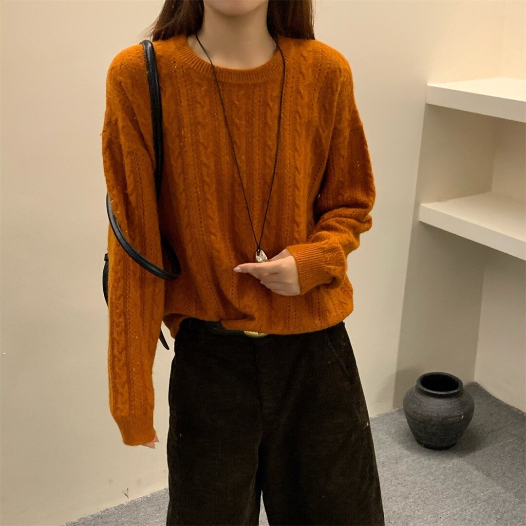 2026秋冬款复古麻花纹针织衫女圆领显瘦百搭长袖毛衣上衣ljl7802