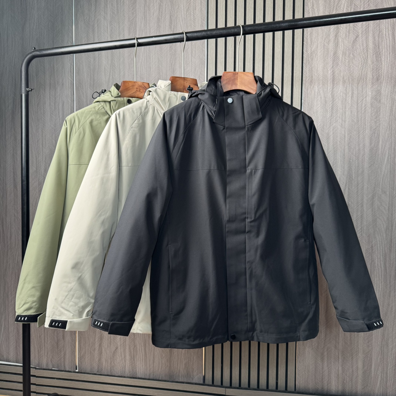 冲锋衣外套男士保暖鹅绒羽绒服