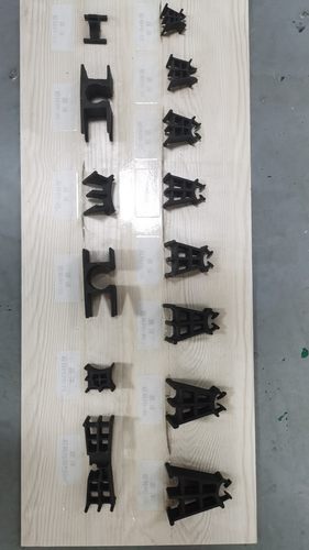 pc型胶砖钢筋保护层垫块塑料垫块混凝土水泥垫块，建筑工程垫块