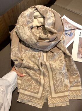 秋冬款国潮民族风西域骆驼仿羊绒提花保暖围巾女旅行加厚外搭披肩