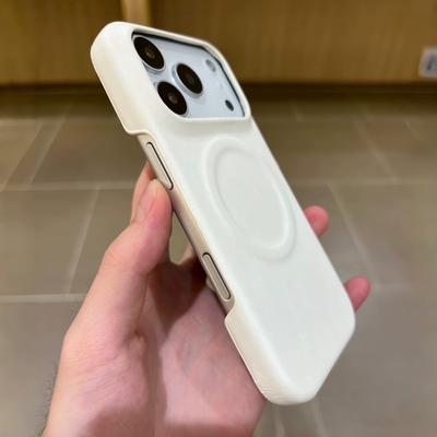 月光白羊巴皮磁吸肤感半包适用realme真我GT8手机壳GT8PRO不冰手新款简约皮纹硬壳磨砂肤感不包按键镜头大孔