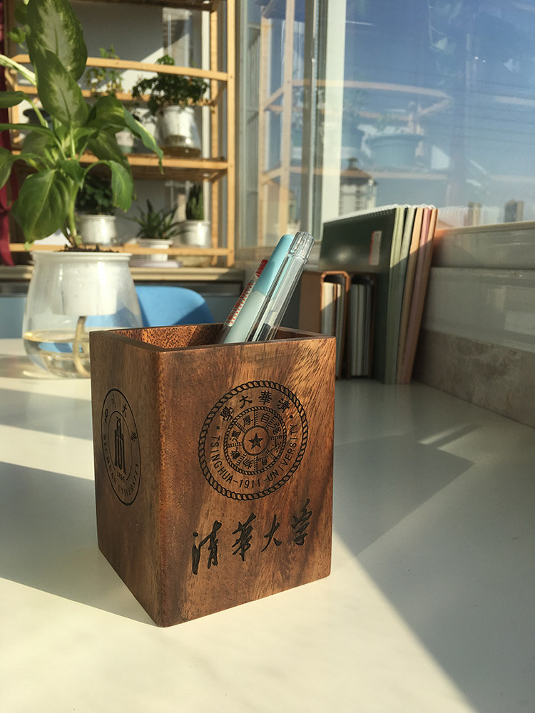 胡桃木五一创意时尚复古欧式笔筒