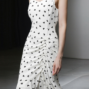 RM9927#新款夏季气质时尚抽褶吊带仙气鱼尾裙+纯白小披肩套装裙