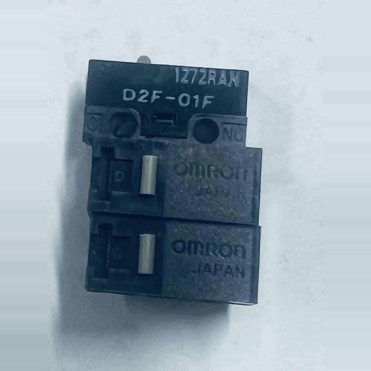 微动D2F-01F原装0.1A3脚欧姆龙