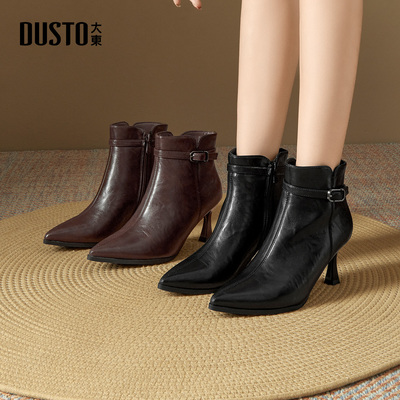 大东时装靴女鞋2025年冬季新款时尚细跟高跟侧拉链尖头饰扣D3751