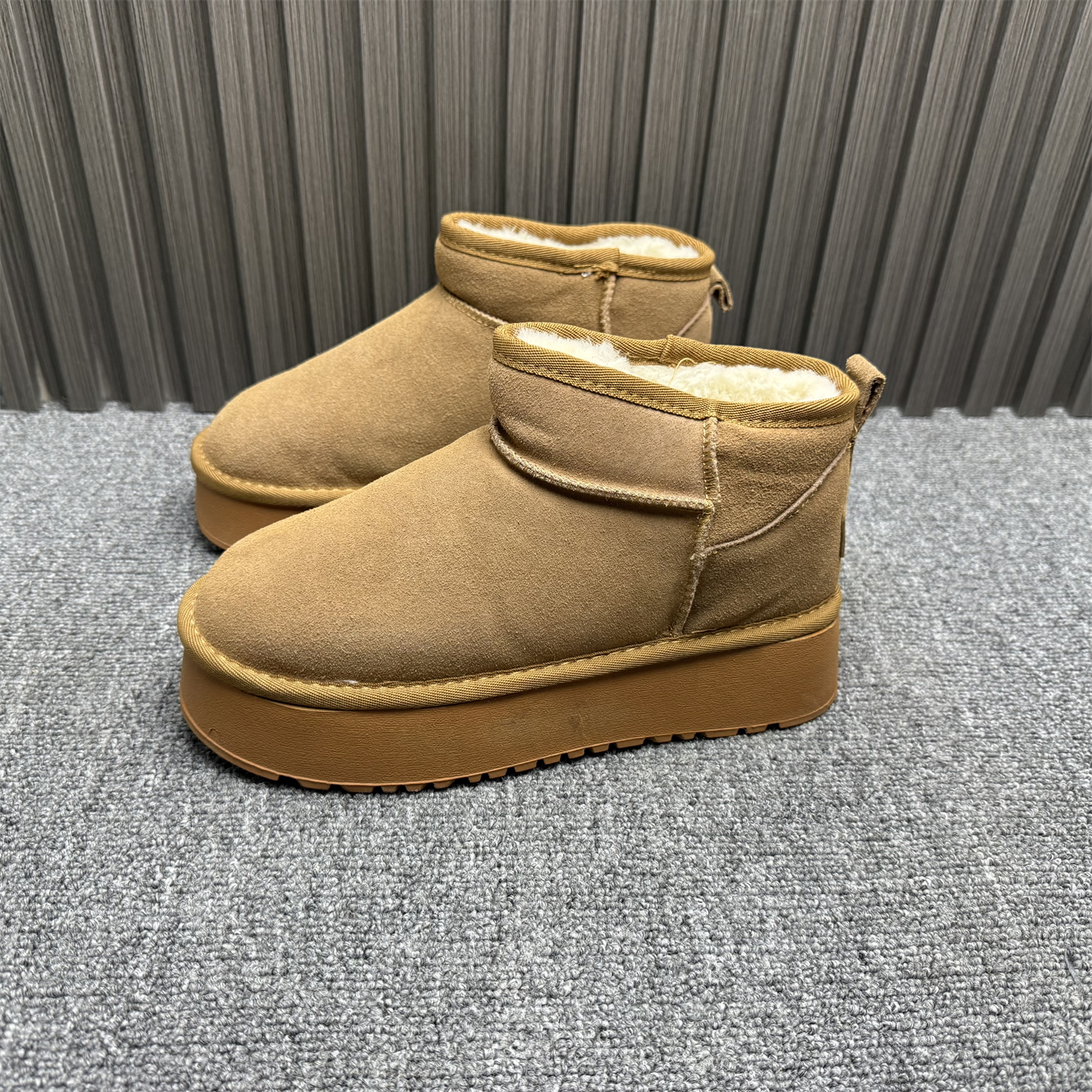 冬季加绒加厚保暖抗寒时尚棉鞋