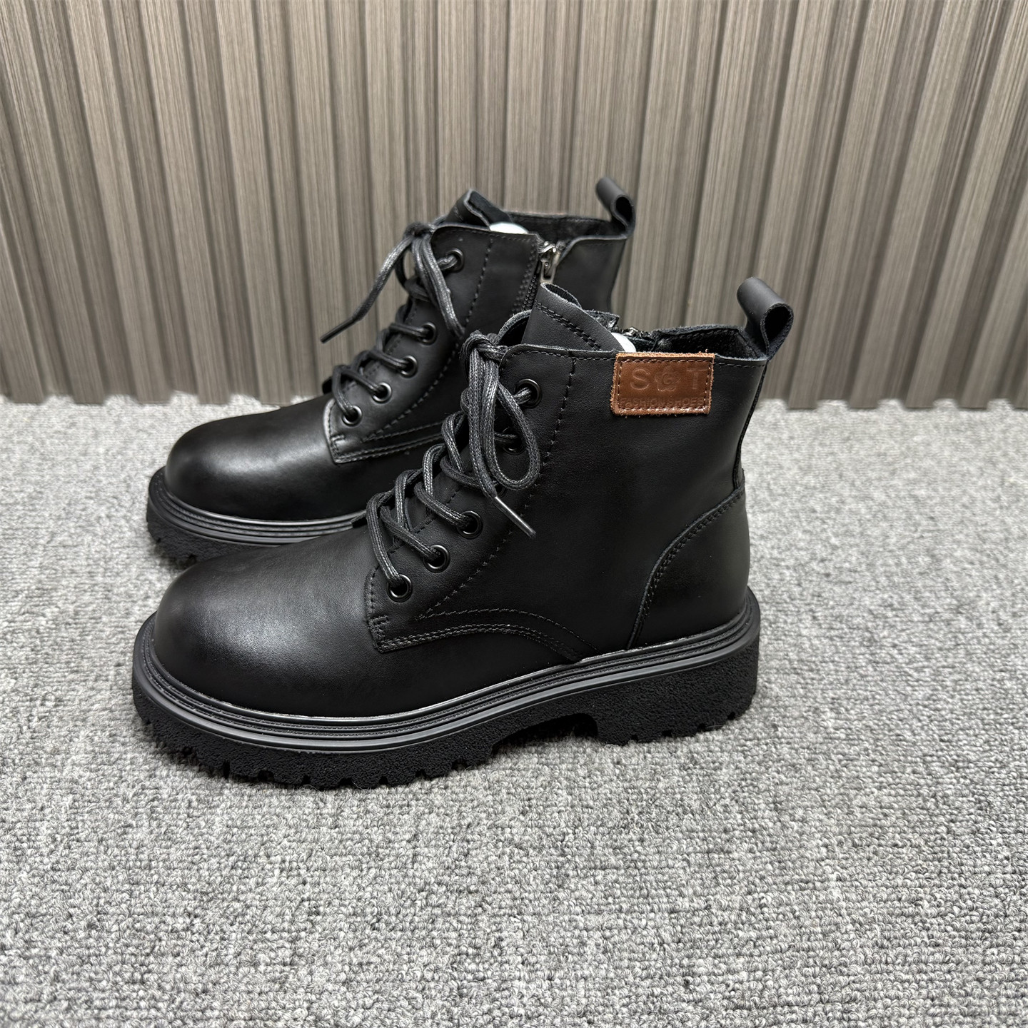 断码处理真皮马丁靴2025年冬季新款加绒保暖防滑耐磨帅气骑士棉靴