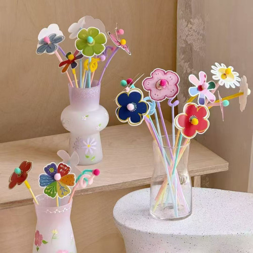 花中情儿童节扭扭棒花朵卡片装饰