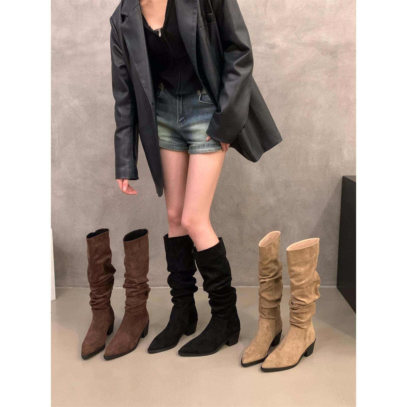 尖头高跟卡其色堆堆靴低跟长靴女2025年秋冬新款瘦瘦长筒骑1211e