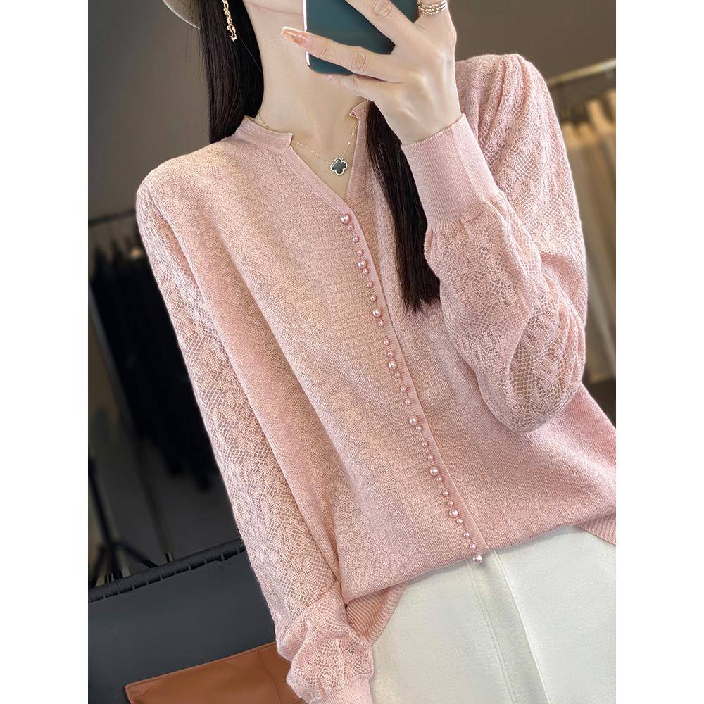 秋冬蕾丝打底衫女2025新款秋V领洋气钉珠针织上衣大码女装毛1204u