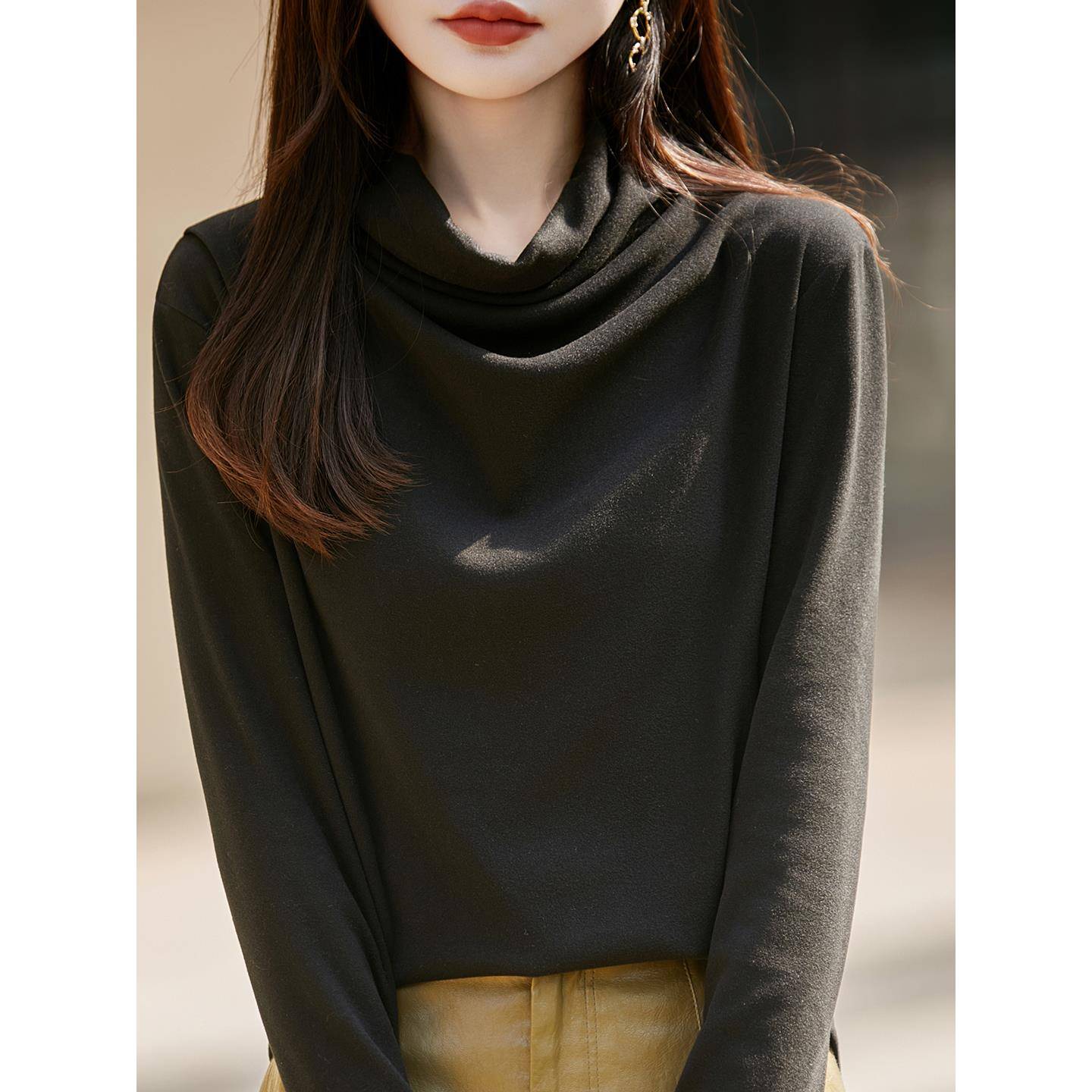 修身显瘦高级感荡领气质通勤打底衫女2025秋冬新款绝美长袖T1126h