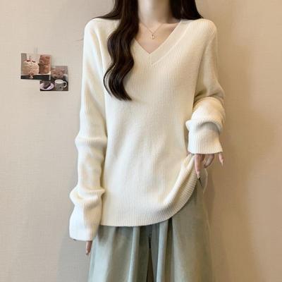 秋冬季白色毛衣女v领内搭打底衫大码胖mm宽松加厚慵懒针织衫1120n