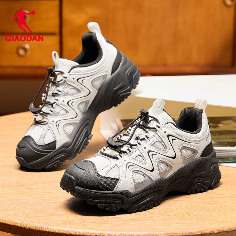 乔丹女休闲鞋徒步溯溪鞋2025冬季保暖皮面防水鞋厚底增高女鞋官方