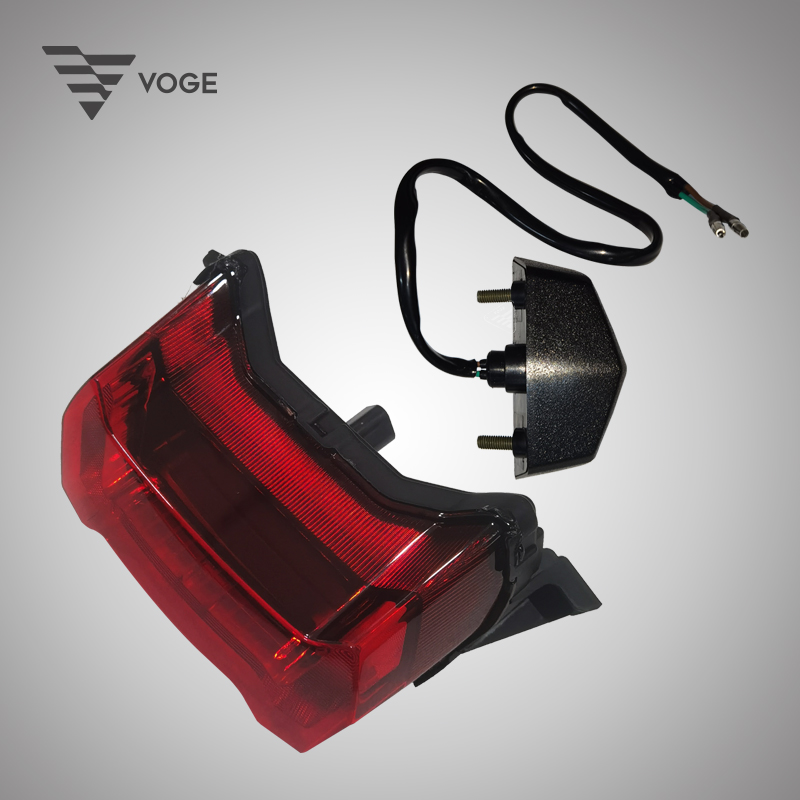 无极25DSX原装牌照尾灯