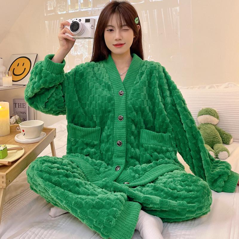 珊瑚绒加厚加绒家居服套装