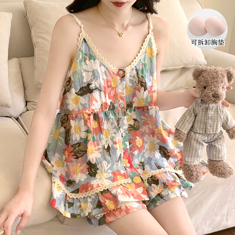 带胸垫吊带短裤睡衣套装