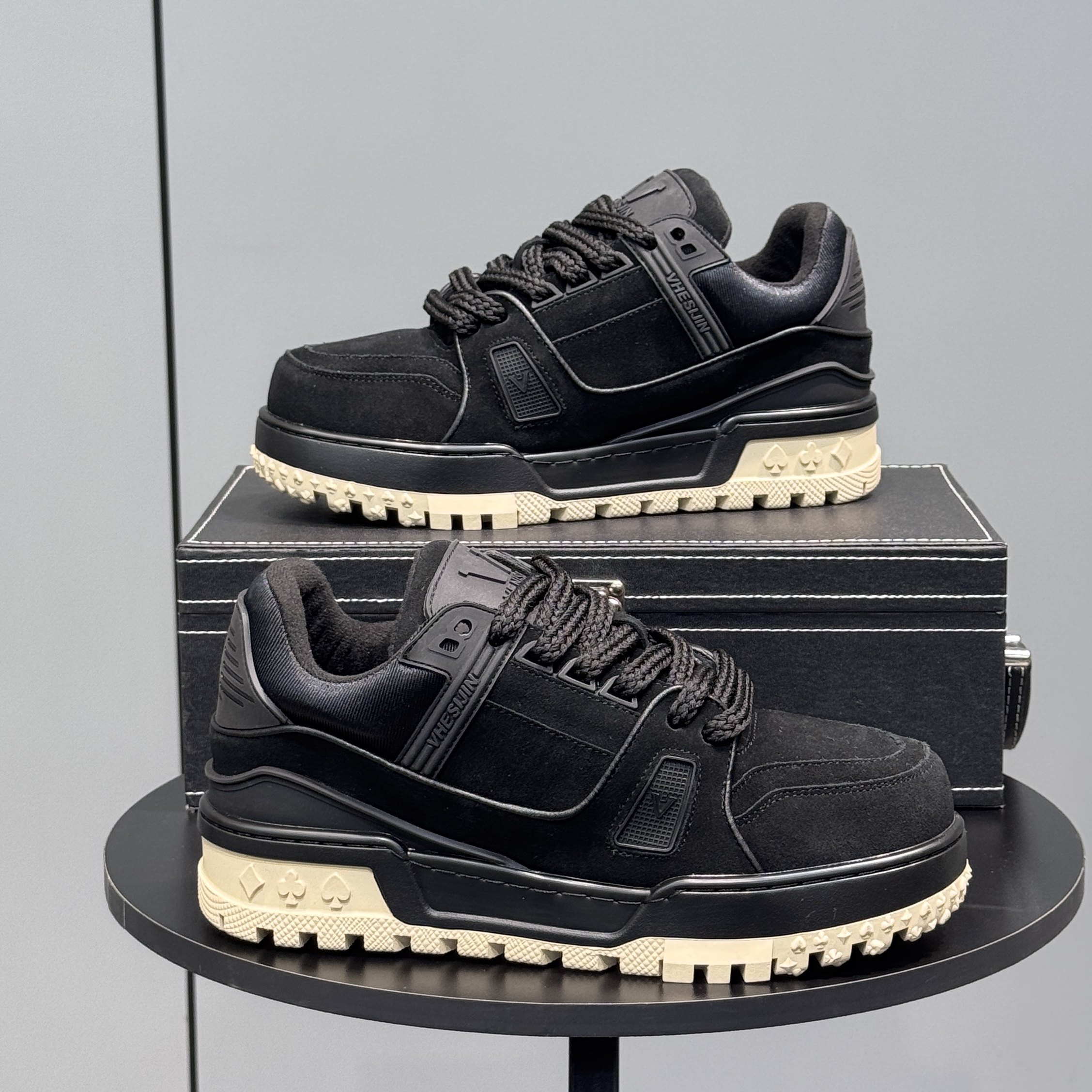 胖丁鞋男款2025新款秋季翻毛皮厚底增高鞋加厚四季款潮牌纯色板鞋