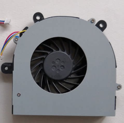 神舟K780G－I7 D1 K780S K780-I7 D3 K670G K770G-I7 D1风扇K670E