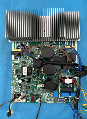 美的空调变频柜机 KFR-72W BP2 变频板 E8 E5  P1 P4 P0维修