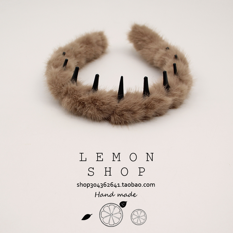毛绒发箍女洗脸头箍秋冬新款带齿防滑高颅顶网红高级感发卡头饰品