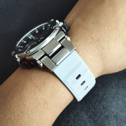 适配g-shock卡西欧gst-b100硅胶防水运动gst-w300-s310跑步表带男