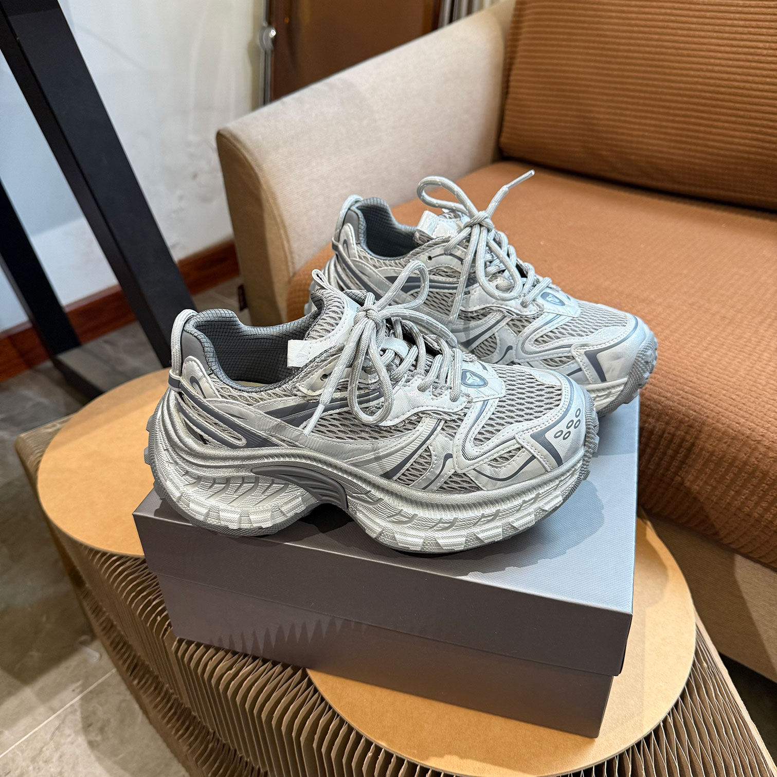 老爹鞋女款2026新款9977今年流行爆款厚底巨好看不累脚超火运动鞋