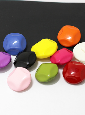 红色方圆高脚树脂扣百搭大衣手缝纽扣儿童毛衣扣子外套配件圆形扣