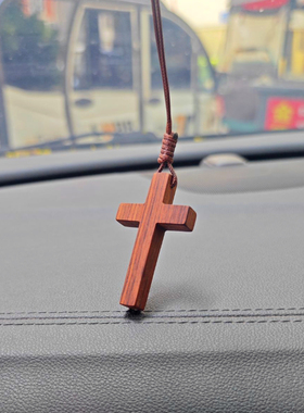 檀香木雕刻木质十字架项链