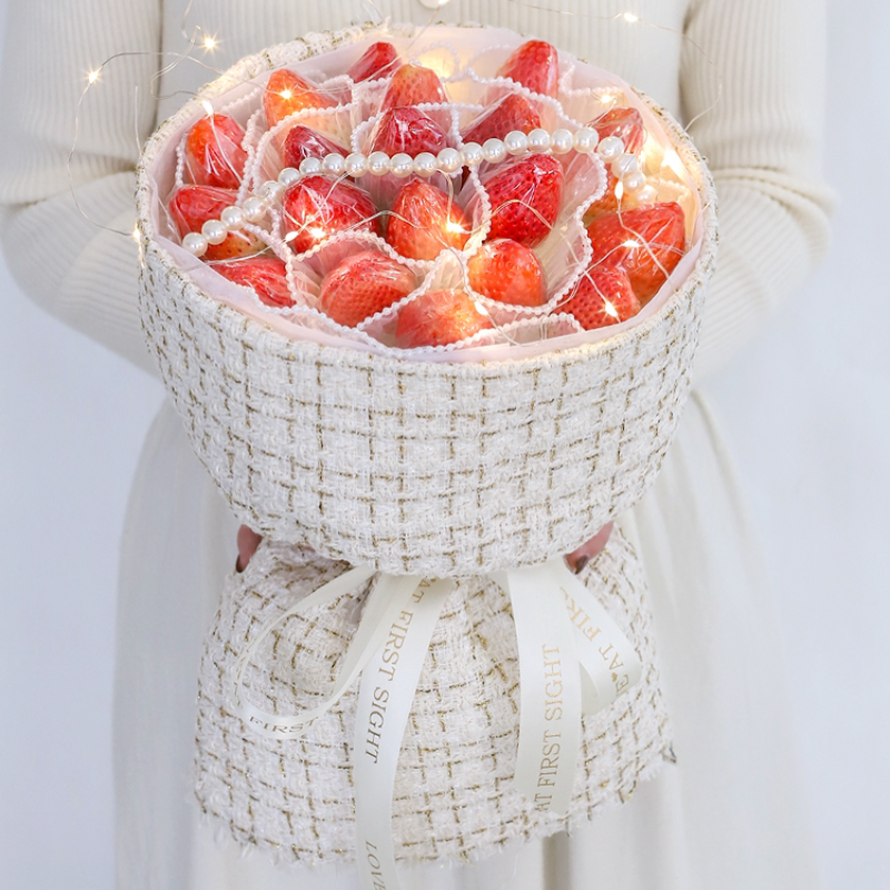 草莓花束手工diy材料包小香风包装纸半成品套装水果零食生日礼物