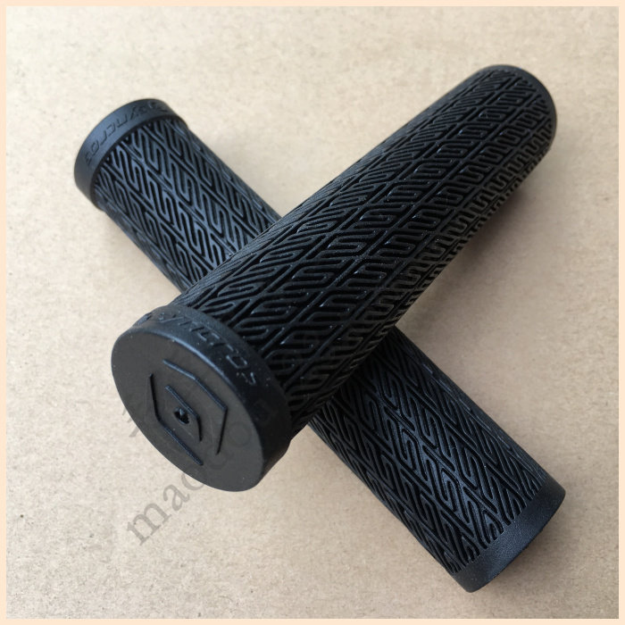 Poignées de vélo - Ref 2344050 Image 1