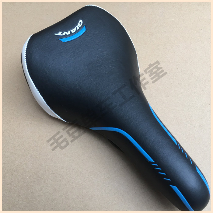 Selle de vélo GIANT - Ref 2359991 Image 1