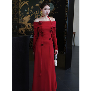 鹿与玫瑰法式复古红色一字肩长袖连衣裙女修身显瘦气质礼服长裙
