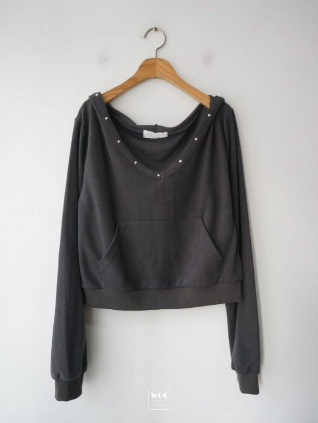 thumbnail for Exclusive type Korean personalized design large neckline studded V-neck hooded short long sleeve thin sweatshirt T-shirt