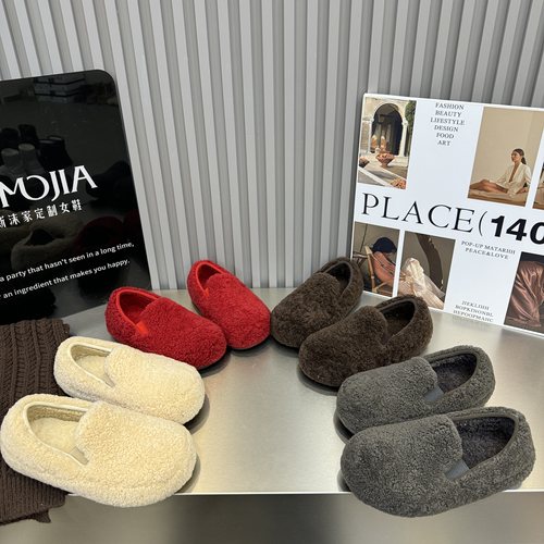 2025冬季新款磨砂真皮平底内增高羊羔毛毛鞋加绒保暖百搭勃肯鞋女