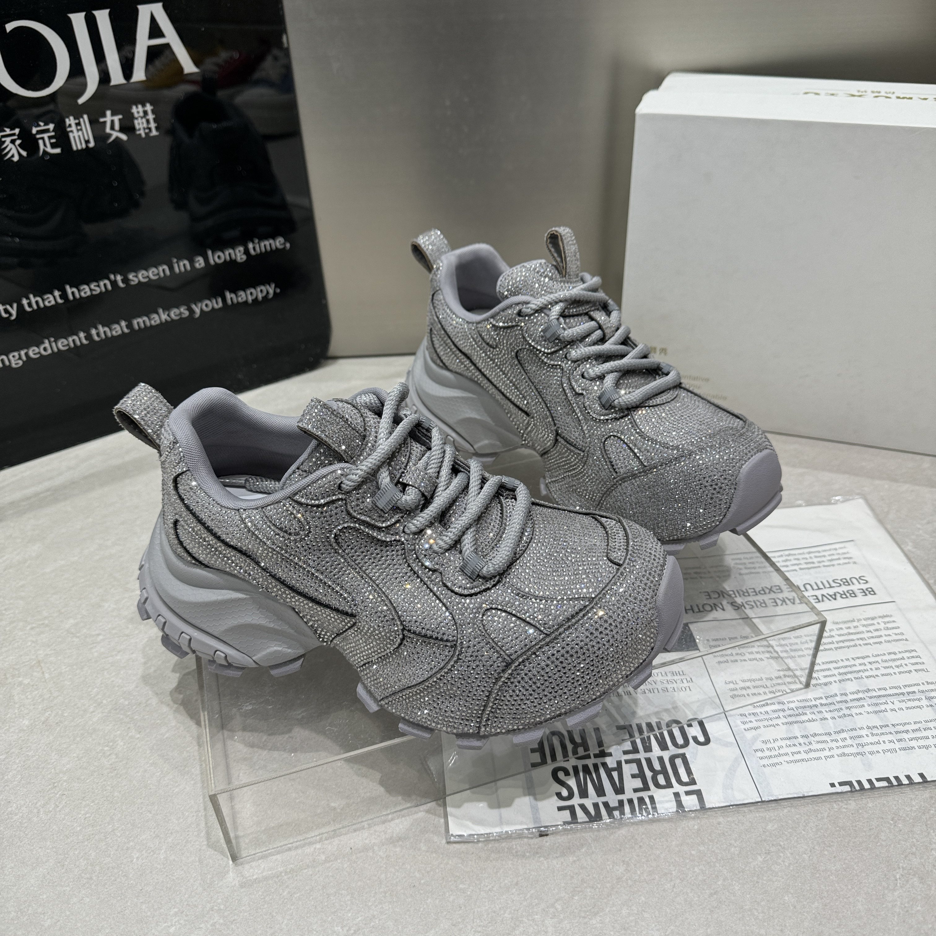 芭慕秀2026春季新款满钻水钻厚底老爹鞋潮流运动鞋女休闲透气增高,女鞋,时尚休闲鞋,淘宝优惠券,粉丝福利购,淘宝优惠卷