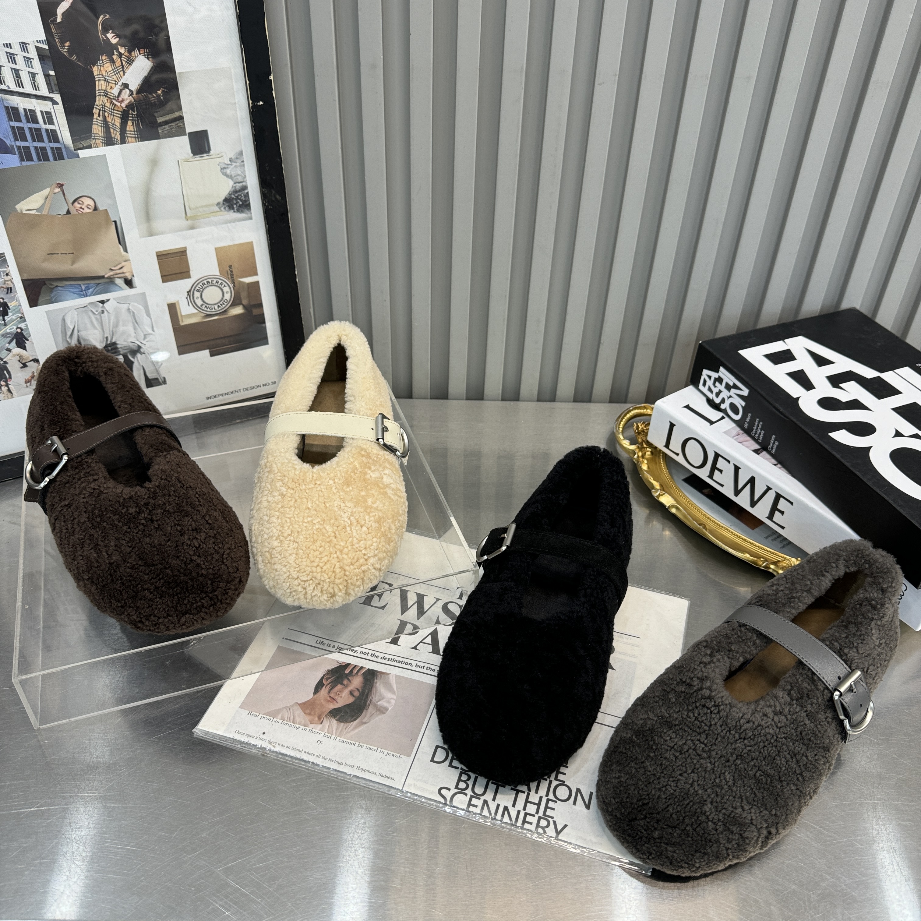 2025新款加绒羊羔毛毛鞋平底平跟内增高百搭女鞋勃肯鞋懒人豆豆鞋