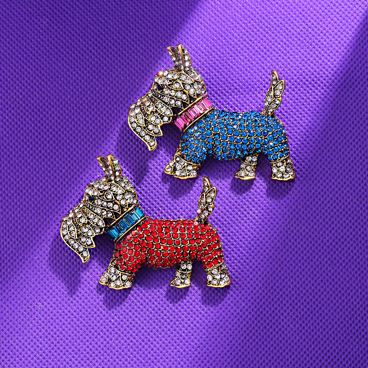 设计感新款动物法式小众胸针可爱镶钻小狗别针胸花复古老头狗配饰