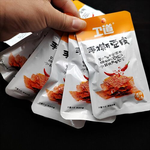 萍乡卫道手撕豆皮辣条香辣片20g小包装麻辣聚餐户外休闲零食礼包